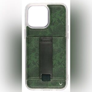 Lightly Used iPhone 12/12 Pro Walli ‘Secret Garden’ by Brooklyn and Bailey Case